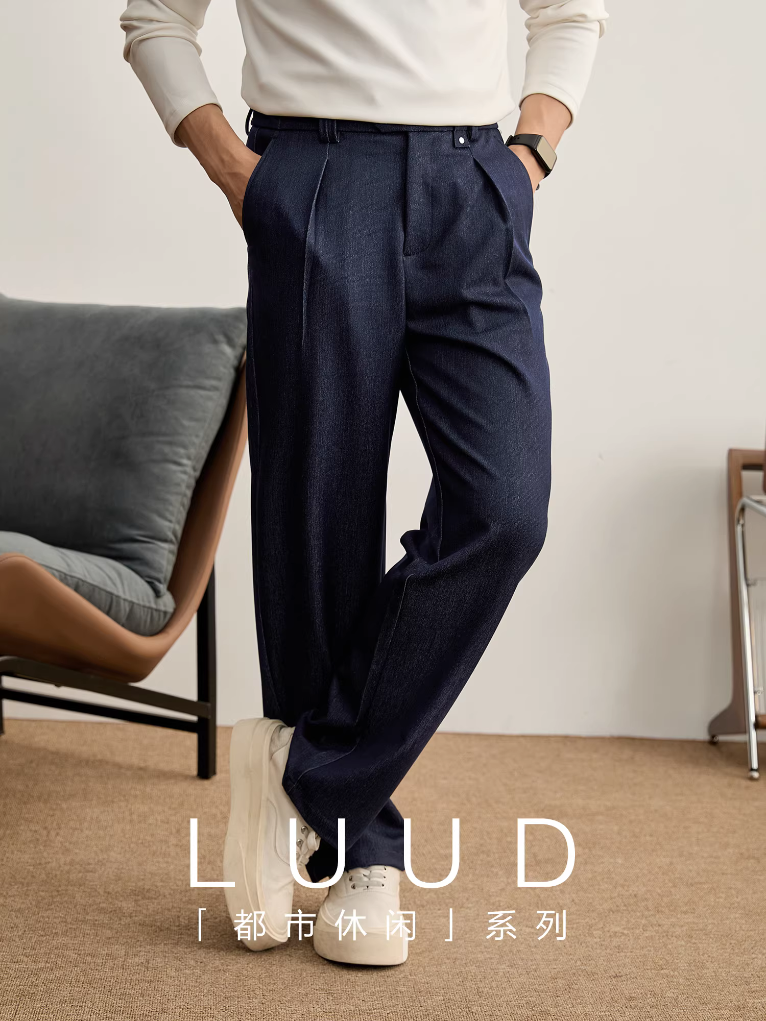 Quần tây nam cao cấp LUUD, kiểu dáng xếp ly kép, chất liệu lyocell Tencel pha len, dáng thẳng.