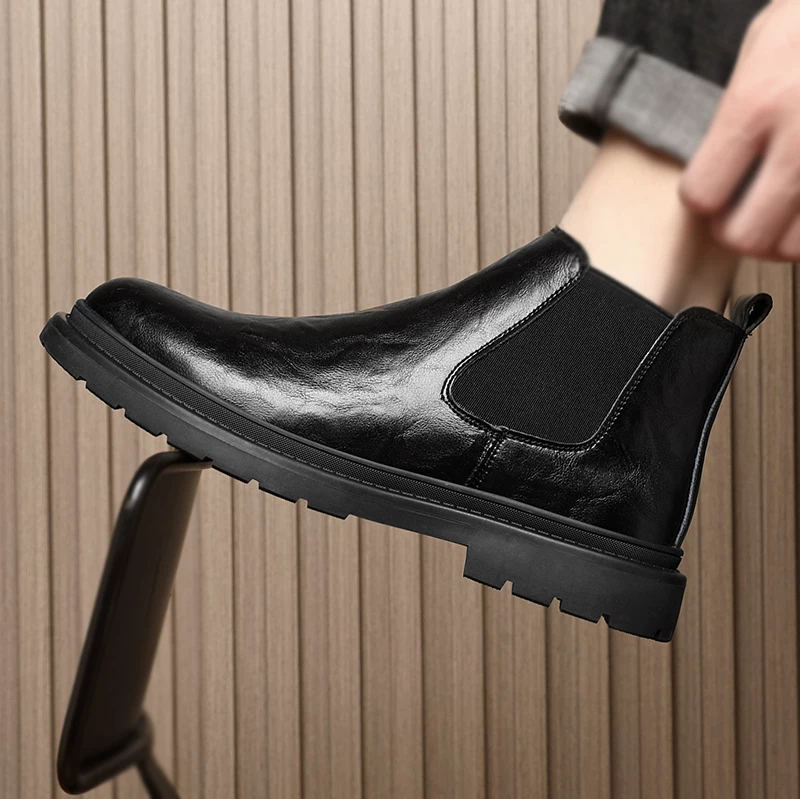 Giày Chelsea nam da thật mới, lót lông mùa đông, kiểu dáng trung cổ, giày da không dây, kiểu Martin, boots ngắn, đế mềm chống trơn