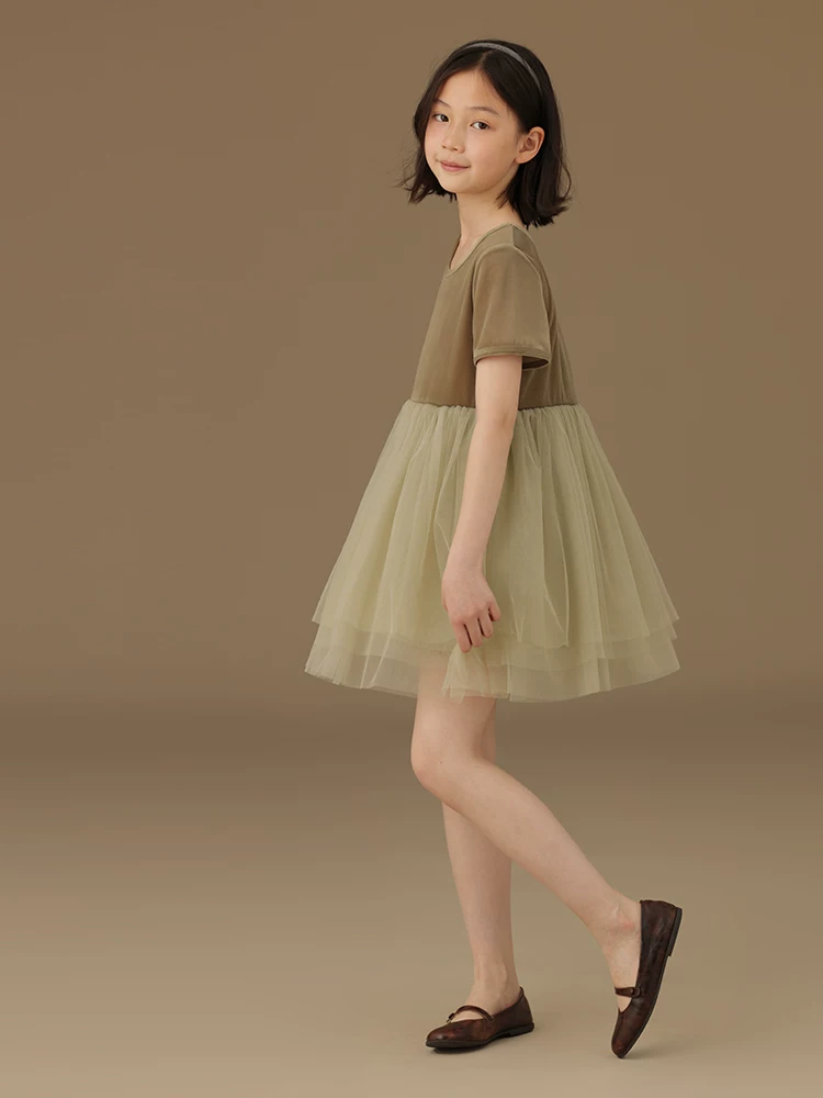 Váy vải tuyn màu xanh lá mỏng mùa hè dành cho bé gái, váy ngắn tay, ôm sát, chất liệu cotton nguyên chất dành cho bé gái.