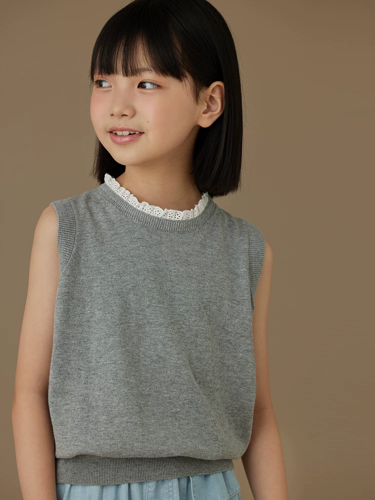 Quần áo trẻ em áo vest màu xám cổ ren kiểu Pháp đa năng bằng vải cotton dệt kim dành cho bé gái phong cách mùa hè mỏng nhẹ