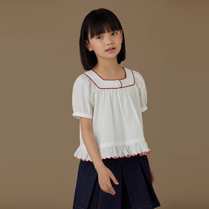 Quần áo mùa hè cho trẻ em, áo màu trắng và màu tương phản, áo sơ mi búp bê, áo sơ mi ngắn tay cho bé gái, cảm giác đơn giản và cao cấp