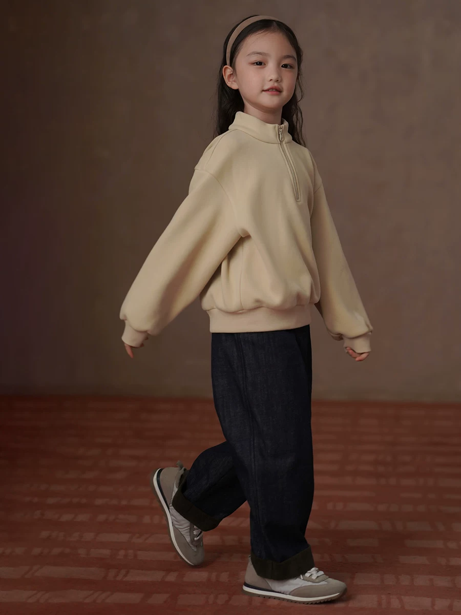 Quần denim mùa đông cho trẻ em, quần kiểu đơn giản cổ điển, quần ống thẳng cho bé trai và bé gái có lớp lót lông cừu giữ ấm.