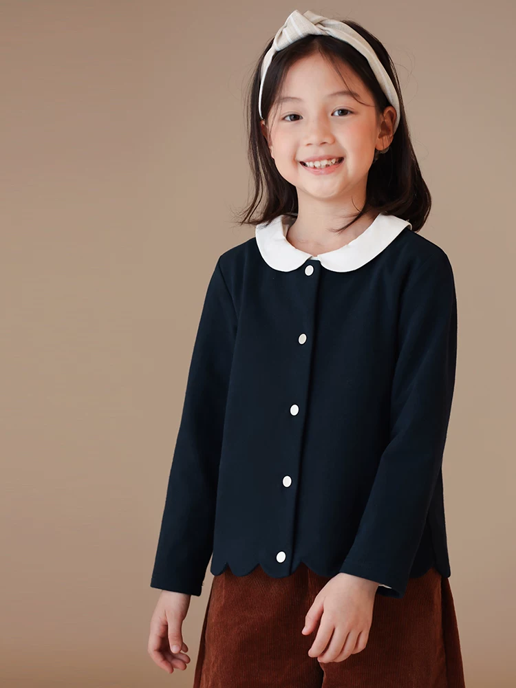 Quần áo trẻ em mùa xuân hè Áo sơ mi cổ búp bê dành cho bé gái, áo sơ mi trắng cho trẻ lớn, áo sơ mi dài tay cotton dành cho cha mẹ và con cái.