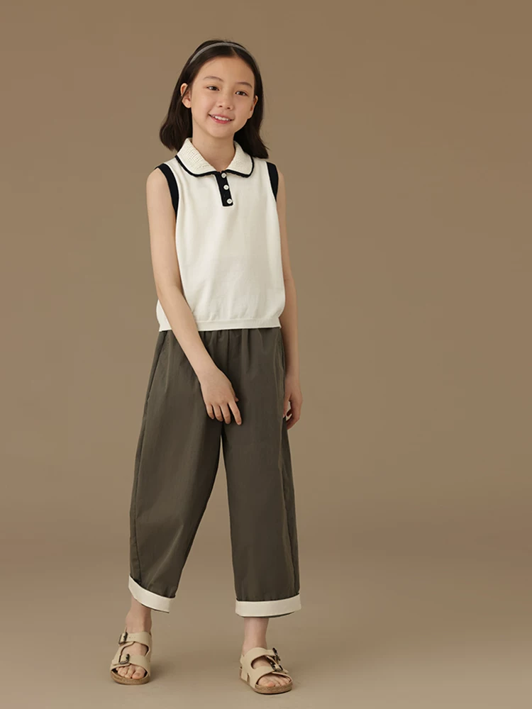 Quần áo trẻ em Áo dệt kim phối màu đen trắng có cổ ren, áo ngắn tay hoàn toàn bằng cotton cho bé gái, áo vest mỏng cho bé gái lớn hơn.