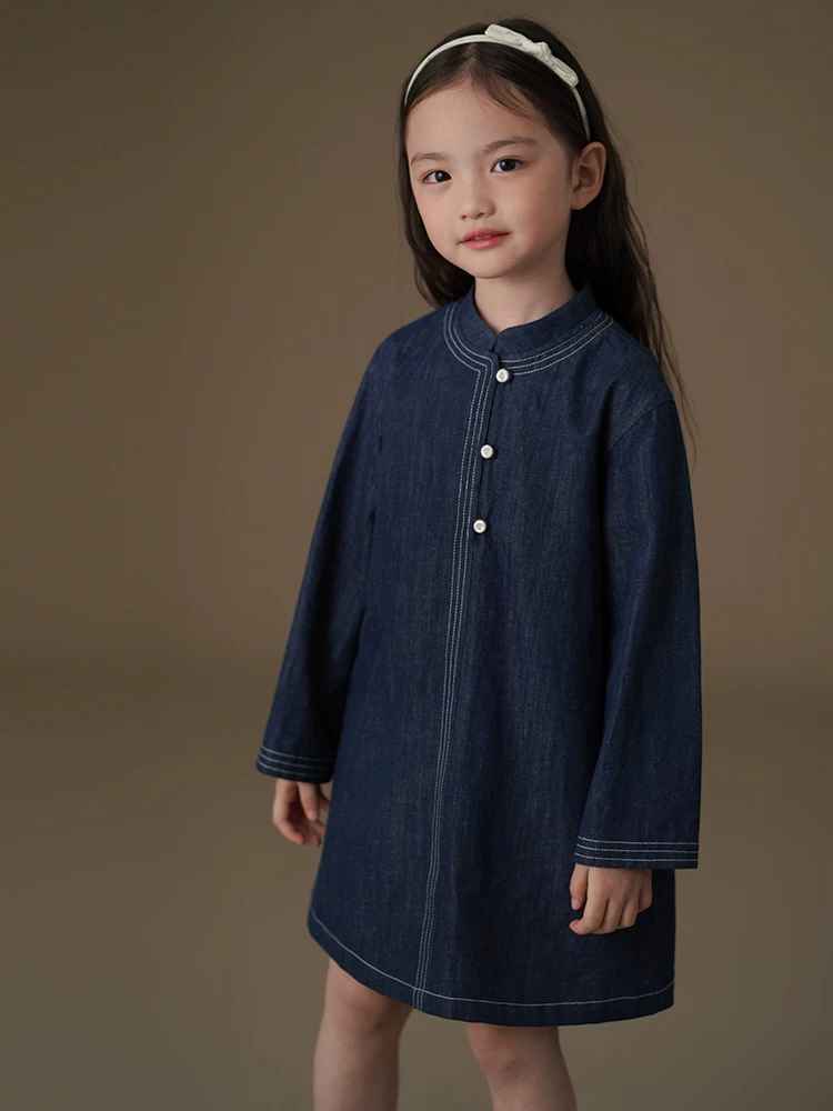Váy denim trẻ em cho mùa xuân và mùa thu, phong cách đơn giản giản dị, váy dài tay kiểu Trung Quốc mới cho bé gái, bộ sưu tập mới mùa xuân 2025.