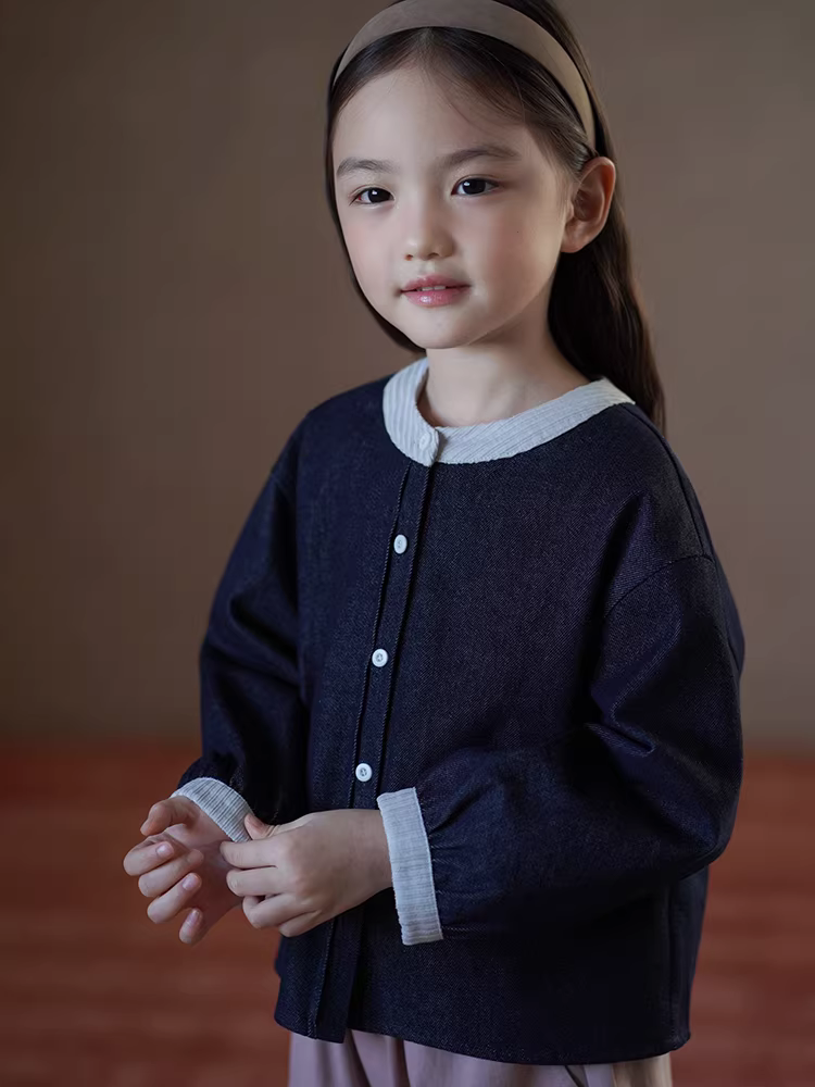 Quần áo trẻ em xuân thu áo bé trai bé gái kiểu Hàn Quốc áo sơ mi thường ngày áo denim trẻ lớn mặc mùa thu