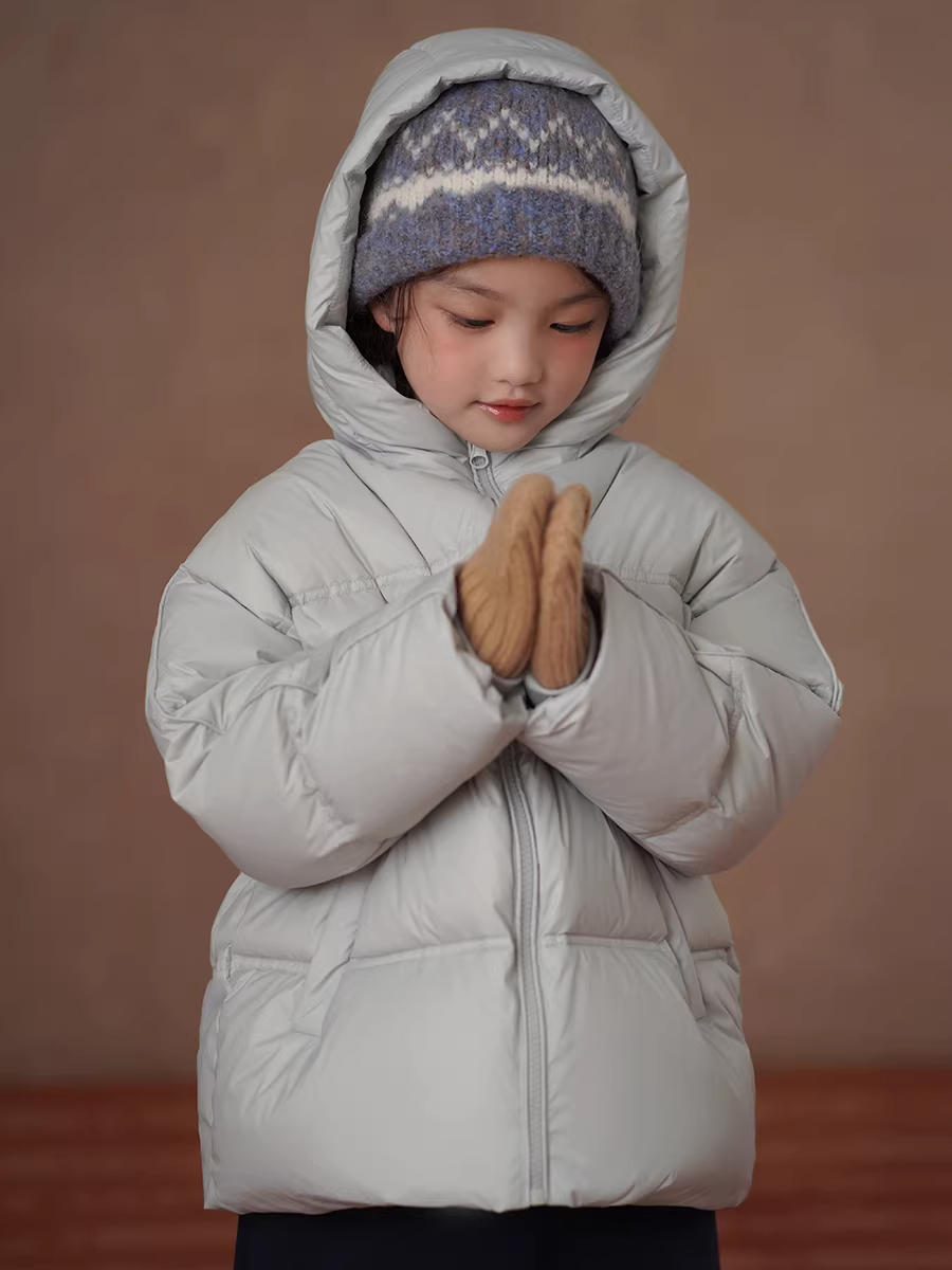 Quần áo mùa đông trẻ em áo khoác lông vũ màu xanh bóng mới dành cho bé trai và bé gái áo khoác lông vũ dày dặn ấm áp