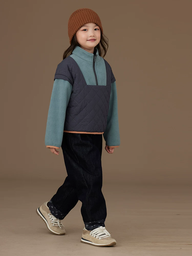 Quần áo cotton thường ngày mùa đông cho trẻ em với thiết kế chắp vá, áo nỉ giả hai mảnh cho bé trai và bé gái, dày dặn và ấm áp.