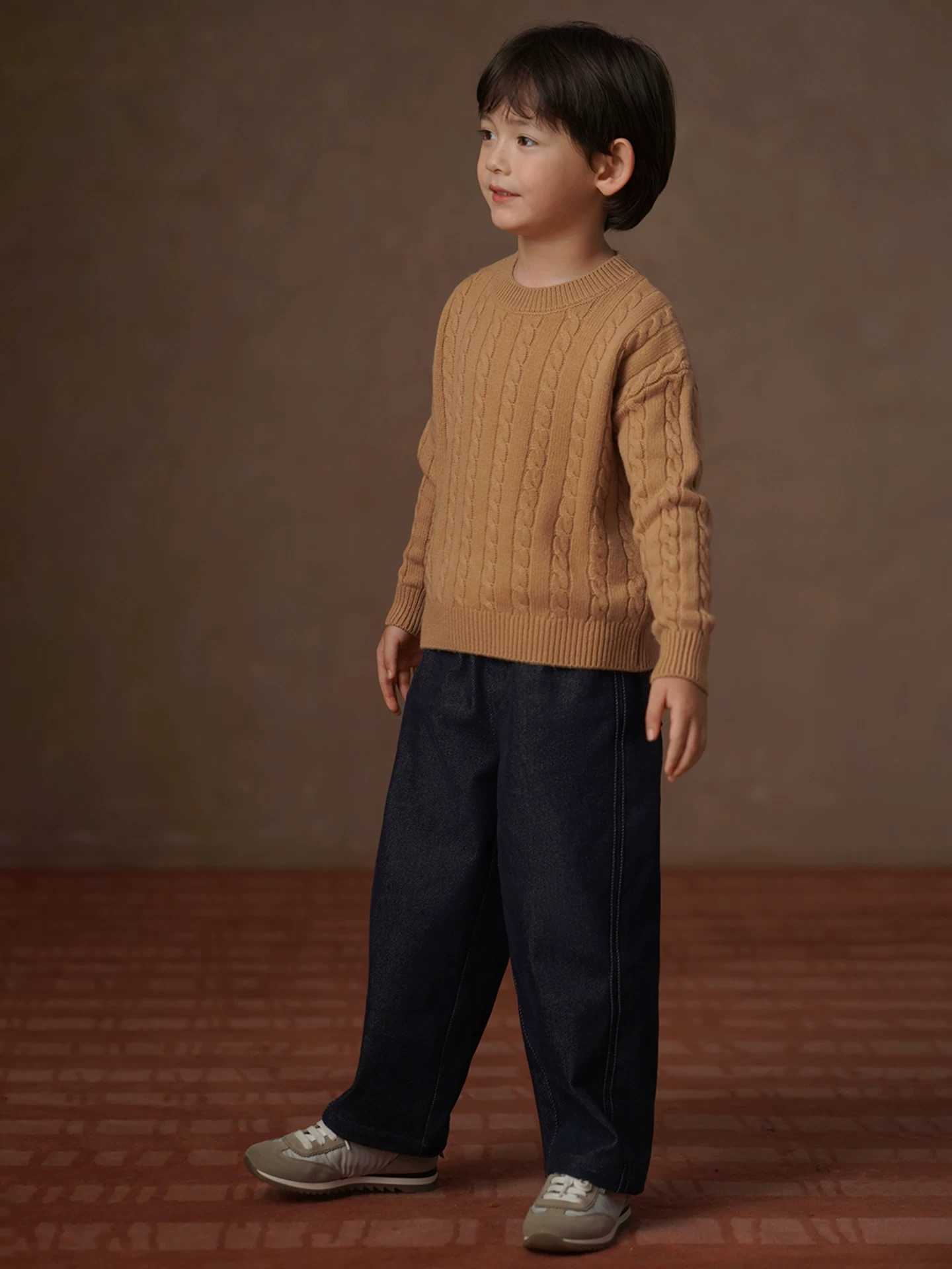 Quần denim trẻ em có lớp lót lông cừu, quần cà rốt ấm áp và rộng rãi cho bé trai và bé gái, quần ống thẳng, kiểu dáng mùa đông mới.