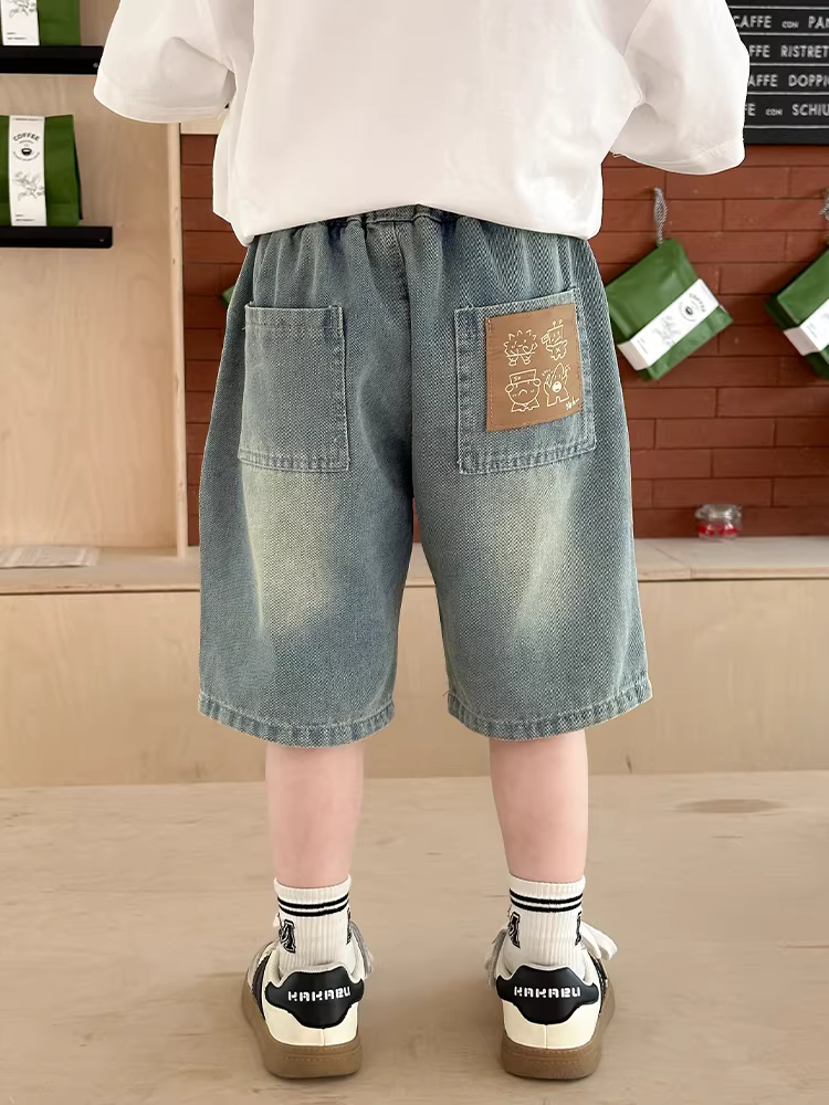 Quần short mùa hè bé trai 2025, quần áo trẻ em mới, quần short denim mỏng mùa hè cho bé trai, kiểu dáng thời trang, quần năm phần