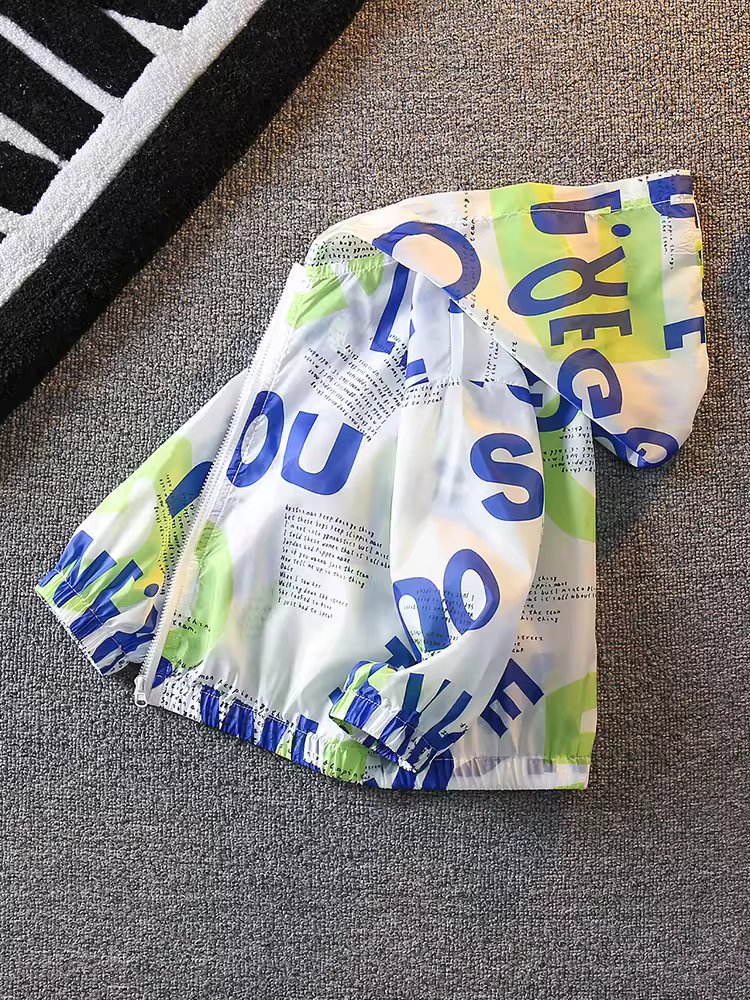 Quần áo chống nắng cho bé trai mùa hè 2025, áo khoác mỏng thoáng khí cho trẻ nhỏ, chống tia UV, quần áo nhẹ, thời trang