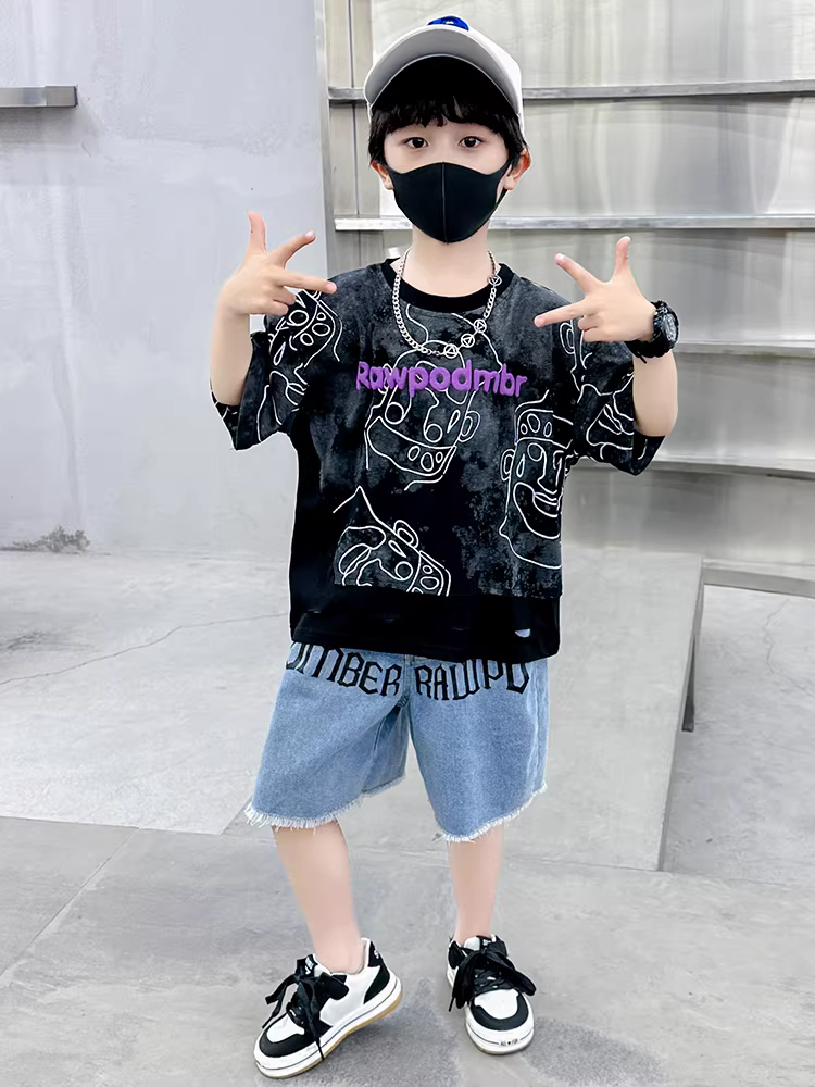 Quần áo trẻ em bộ hè bé trai kiểu mới 2025, quần áo mát mẻ cho bé, áo ngắn tay, kiểu mỏng cho bé sơ sinh