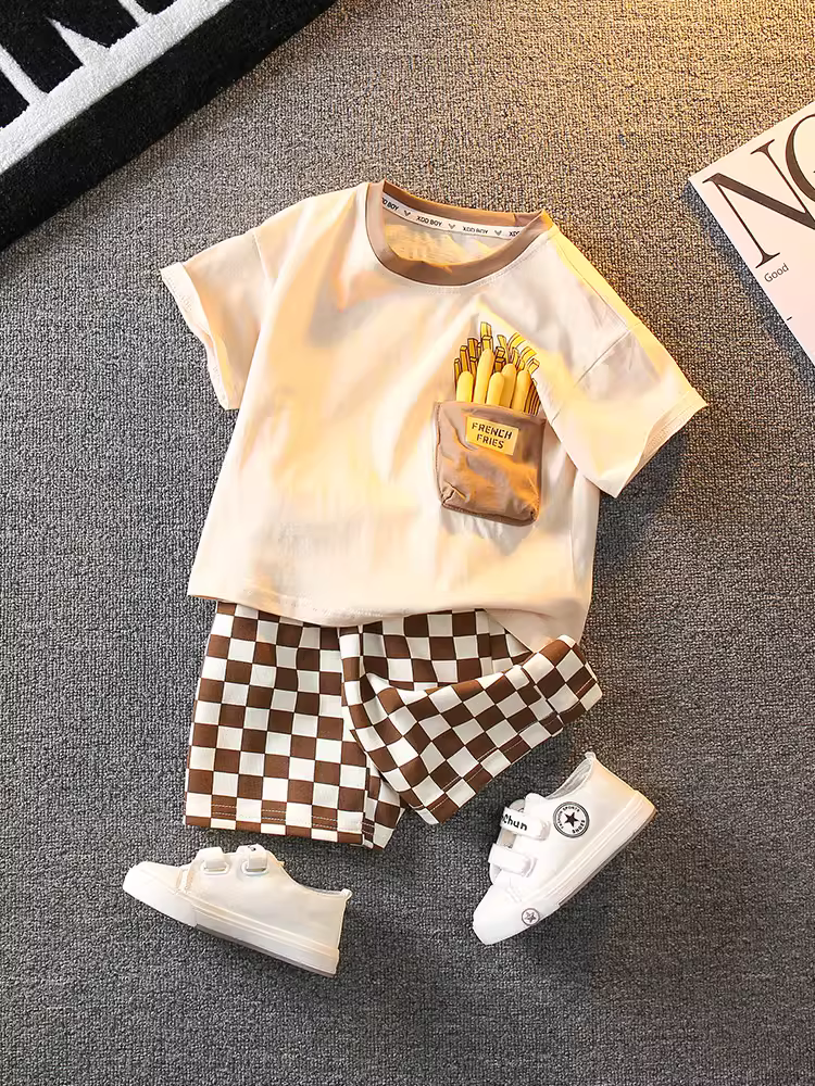 Bộ đồ hè bé trai 2025 kiểu Hàn Quốc thời trang, cá tính, bộ hai mảnh hot trend mạng xã hội