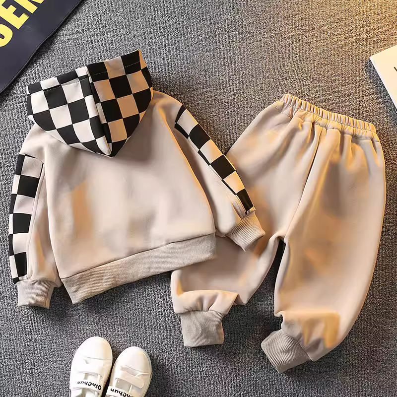 Bộ đồ thu đông bé trai thời trang năm 2025, quần áo trẻ em mùa xuân thu, bộ hai mảnh cá tính và sành điệu