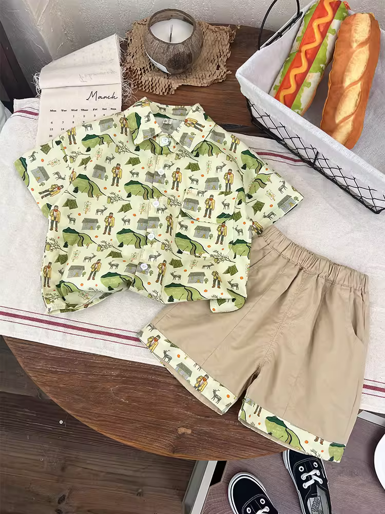 Bộ đồ hè bé trai 2025, áo sơ mi thời trang mới cho trẻ nhỏ, trang phục hè rộng rãi, bộ hai mảnh ngắn tay mát mẻ và lịch lãm cho bé trai