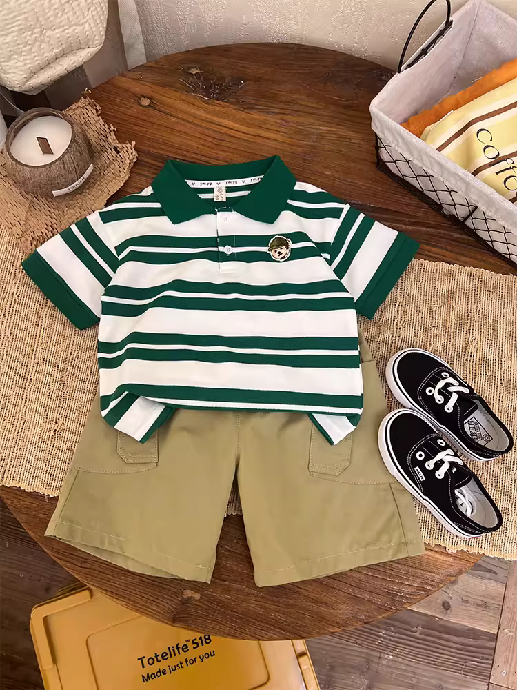 Bộ trang phục hè cho bé trai 2025, quần áo trẻ em hè mới, thời trang trẻ em, áo polo ngắn tay thời thượng, hợp xu hướng