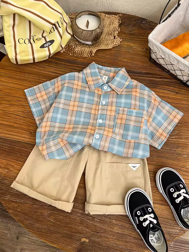 Bộ trang phục mùa hè cho bé trai 2025 kiểu mới áo sơ mi trẻ em thời trang bé trai đẹp trai áo sơ mi ngắn tay hợp thời trang