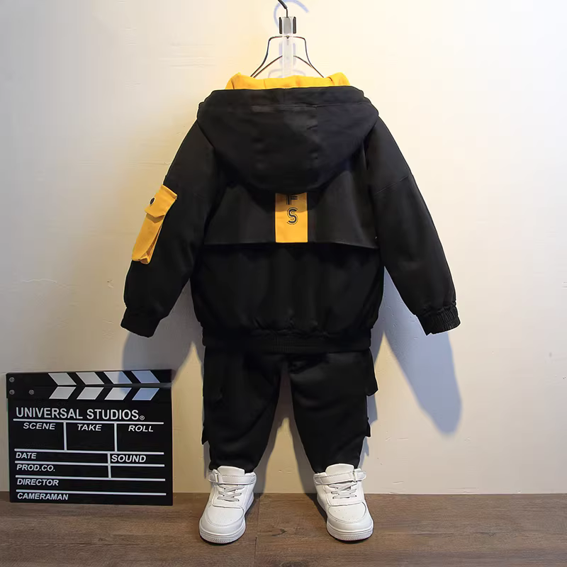 Quần áo trẻ em bộ đồ dày lót lông cừu cho bé trai kiểu dáng thời trang 2025 trang phục mùa đông mới cho bé mùa thu đông phiên bản Hàn Quốc xu hướng thời trang trẻ em