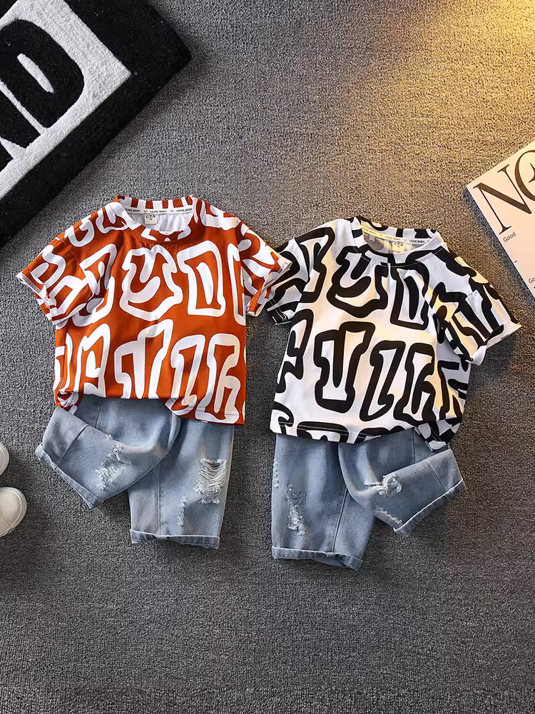 Trang phục mùa hè cho bé trai 2025, quần áo mùa hè trẻ em thời trang mới, mát mẻ và lịch lãm, quần áo ngắn tay, phong cách đường phố trẻ trung, không tay