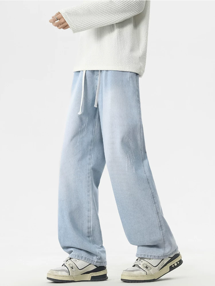Quần jeans nam thương hiệu thời trang phong cách Mỹ của Jeanswest, chất liệu denim đã qua xử lý, dành cho mùa xuân thu, cảm giác cao cấp, dáng rộng ống thẳng, quần dài có dây rút, phong cách thường ngày.