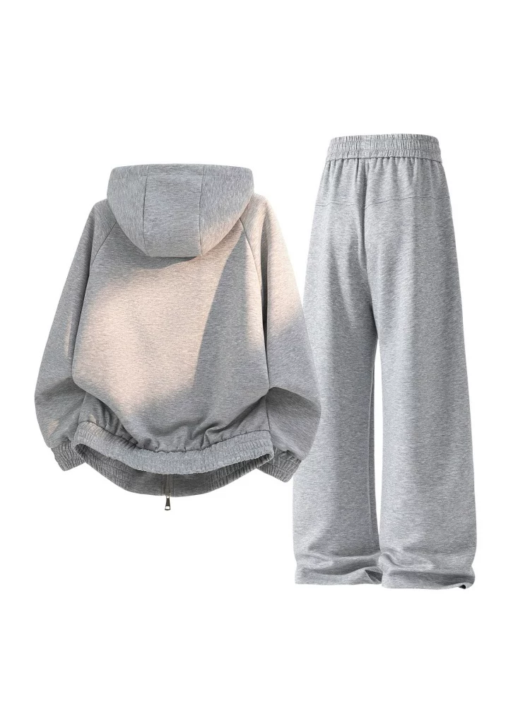 Bộ áo sweatshirt rộng rãi phong cách thường ngày của Jeanswest dành cho nam, mẫu mới xuân thu 2026, đa năng, hợp thời trang, thương hiệu cao cấp.