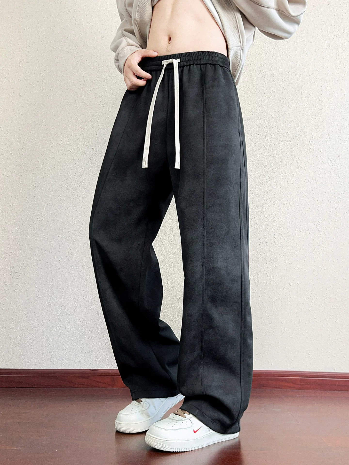 Quần dài nam Jeanswest phong cách retro tie-dye, kiểu dáng mới xuân thu, quần thể thao dài rộng rãi và sành điệu.