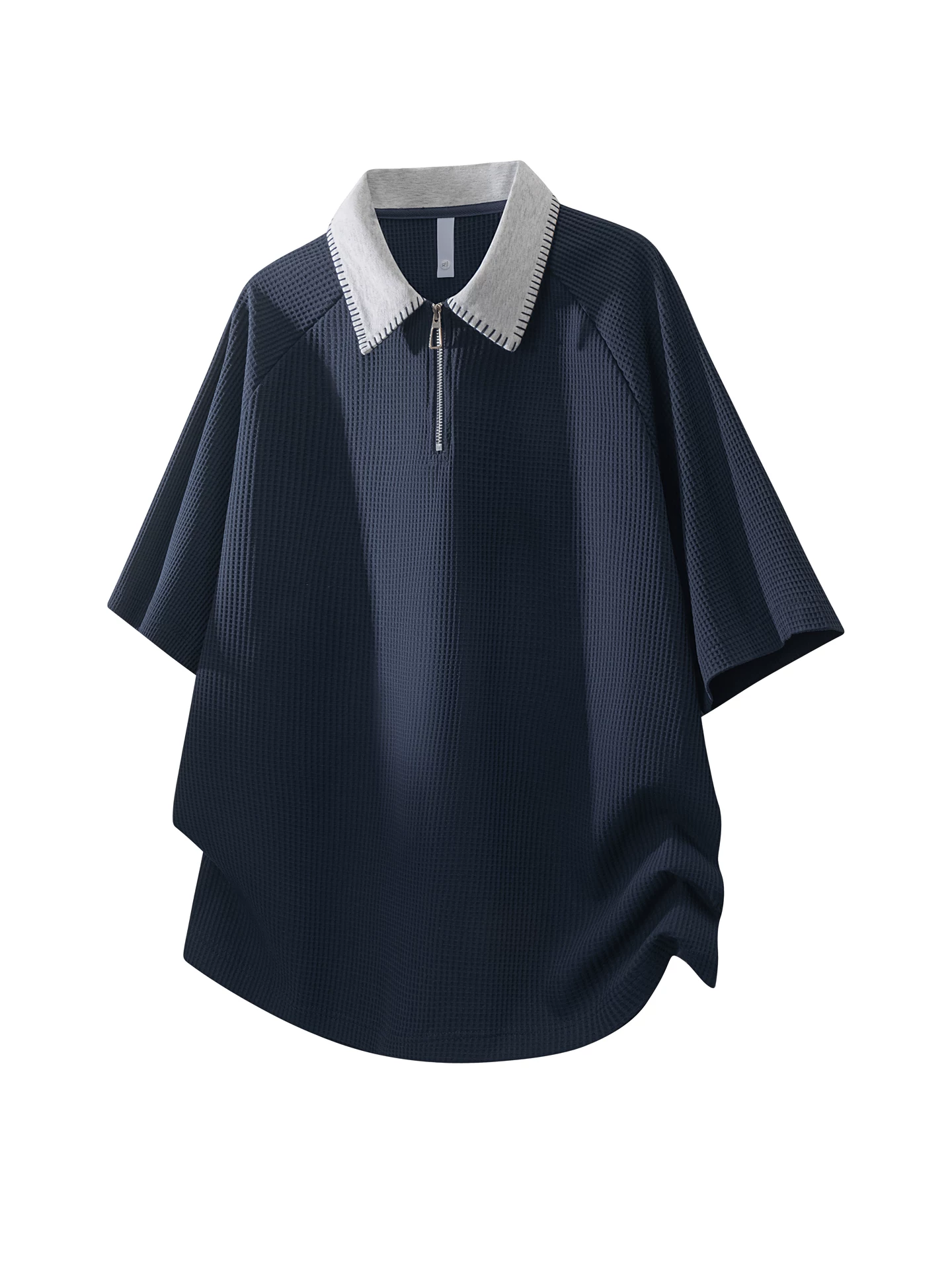 Áo thun cổ bẻ phối màu tương phản kiểu Mỹ của Jeanswest dành cho nam, dáng rộng mùa hè, cảm giác cao cấp, thoáng khí, thân thiện với làn da, tay ngắn mỏng.