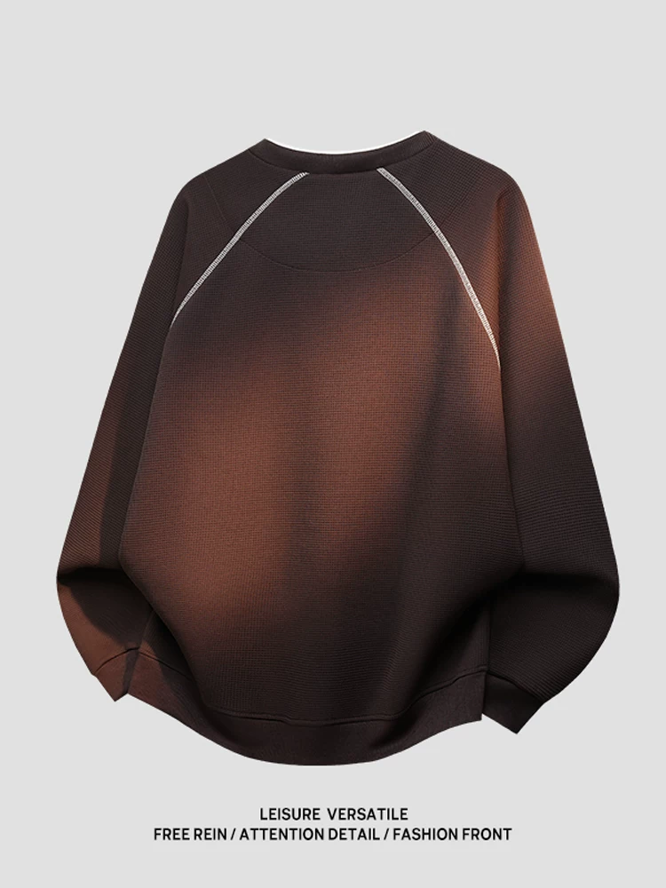 Áo nỉ giả hai lớp cổ chữ V hai lớp của Jeanswest dành cho nam, mùa xuân thu 2026, áo thời trang cao cấp mới của thương hiệu thời thượng.