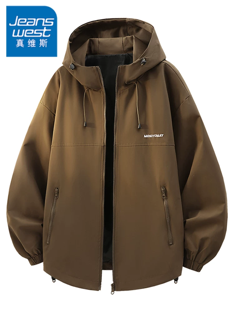 Áo khoác có mũ thời trang phong cách Mỹ mới của thương hiệu Jeanswest 2026 dành cho nam, kiểu dáng rộng rãi, chất liệu cao cấp, thích hợp cho mùa xuân và mùa thu.