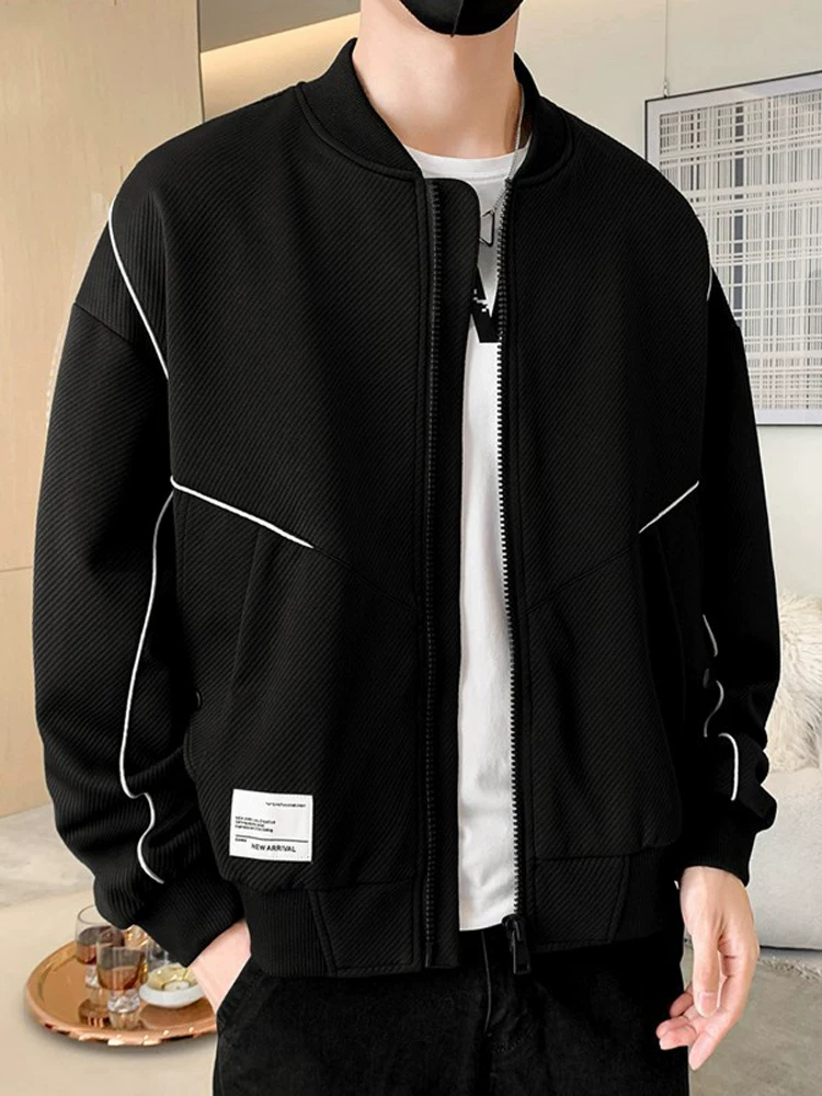 Áo khoác nam Jeanswest, kiểu dáng mỏng mùa xuân thu, thương hiệu thời thượng dành cho nam thanh niên, dáng rộng, cổ áo bóng chày mùa xuân, áo khoác màu đen.