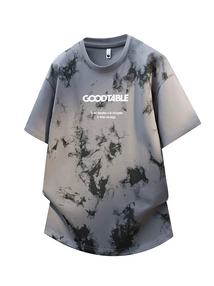Áo thun nam cổ tròn kiểu Mỹ in chữ tie-dye của Jeanswest, kiểu dáng rộng rãi cao cấp mùa hè, tay ngắn thoáng mát và dễ chịu.