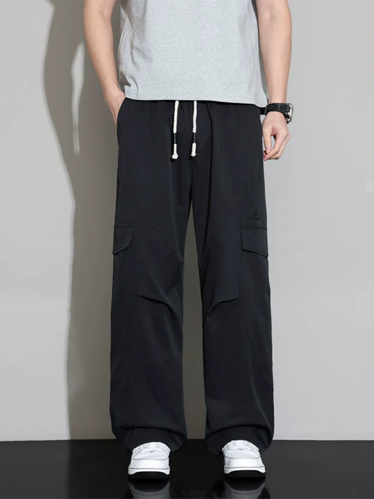 Quần âu nam Jeanswest 2026 kiểu Mỹ thời thượng, ống rộng, dáng suông, chất liệu cao cấp, mặc mùa xuân hè.