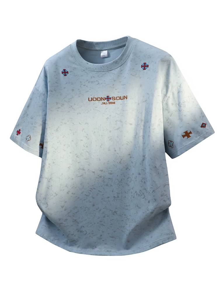 Áo thun cổ tròn thêu họa tiết tie-dye phong cách Mỹ của Jeanswest dành cho nam, thoáng khí mùa hè, thân thiện với làn da, dáng rộng, giản dị, tay ngắn mát mẻ.
