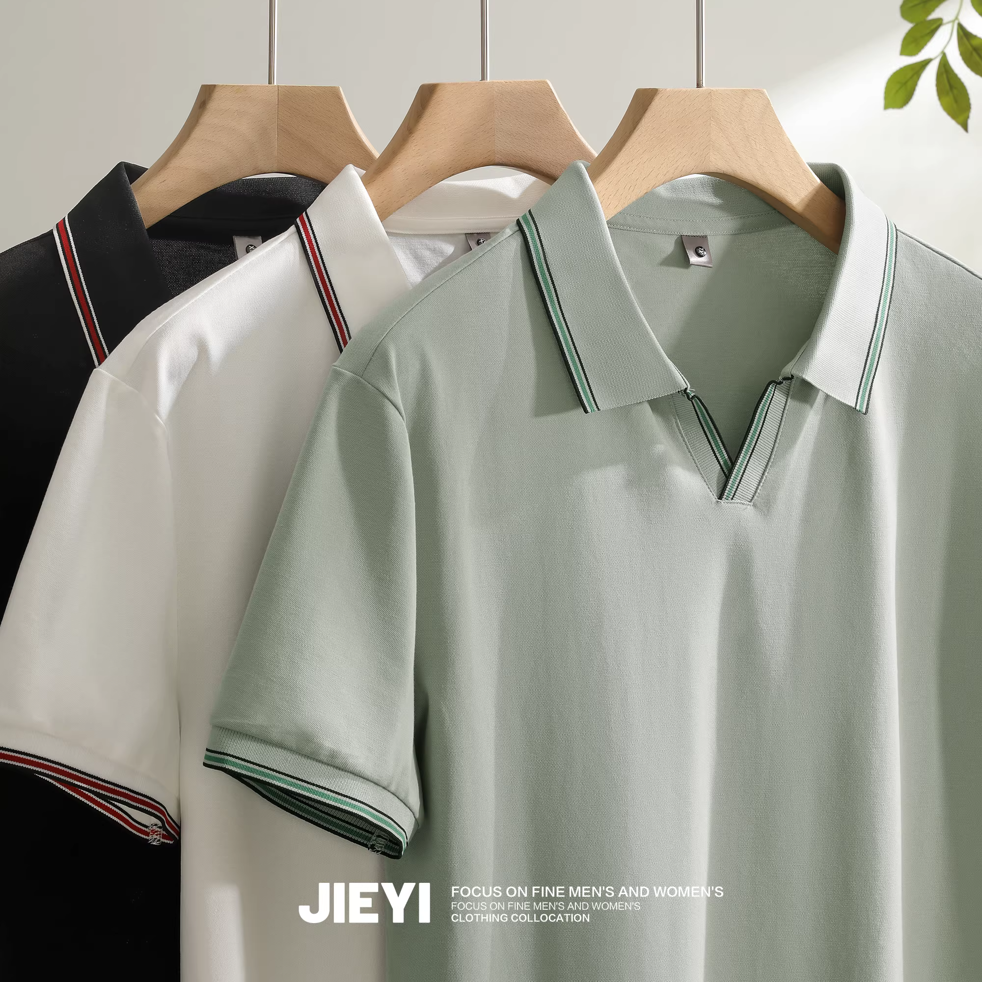 Ưu đãi đặc biệt: Áo polo nam cổ V nhỏ, chất liệu cotton thoáng khí, thời trang, có sọc tương phản, kiểu dáng đơn giản nhưng sang trọng.