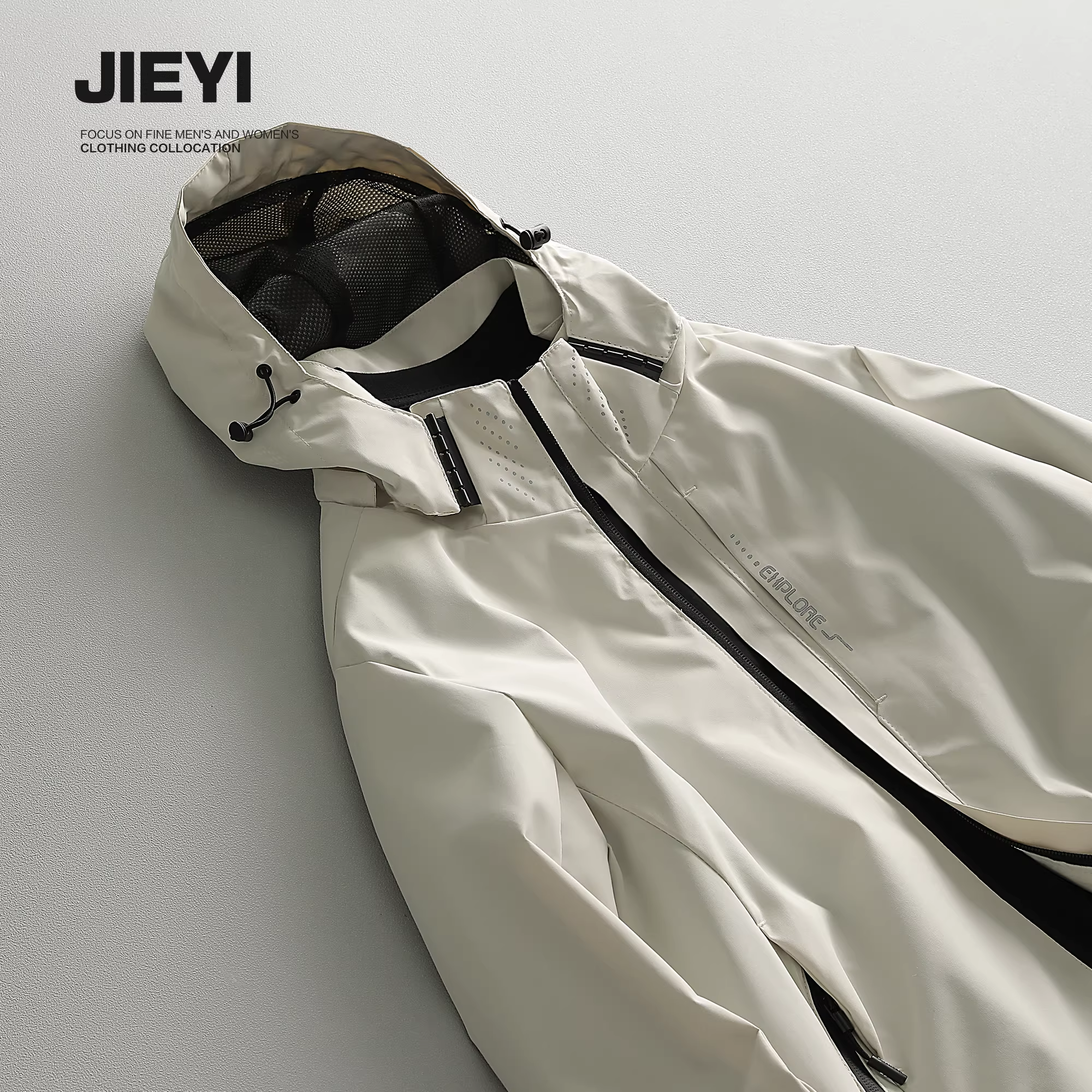 Jieyi Clean Edition Áo khoác có mũ trùm đầu hợp thời trang dành cho nam giới Áo khoác có mũ trùm đầu phong cách cổ điển Áo khoác gió thêu mới đầu mùa thu