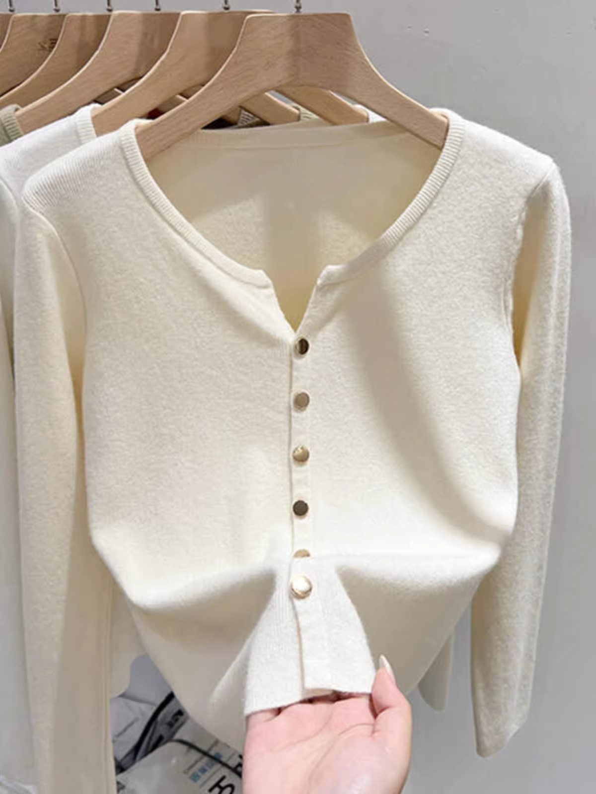 Áo sơ mi nữ dài tay mùa thu đông kiểu mới, dáng ôm, kiểu cardigan thanh lịch, giảm giá thương hiệu Châu Âu