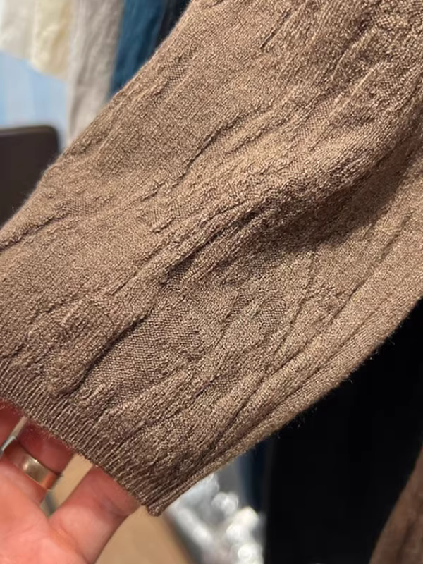 Áo thun nữ xuất khẩu Châu Âu, cổ nửa cao, tay lửng, dáng ôm, tôn dáng.