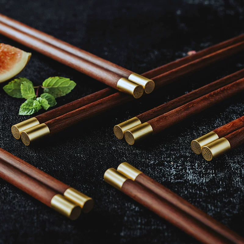 Bộ 10 đôi đũa gỗ đàn hương đỏ phong cách mới Henghong, không sơn, hộp quà tặng cao cấp, họa tiết may mắn, dùng trong nhà và làm quà lưu niệm