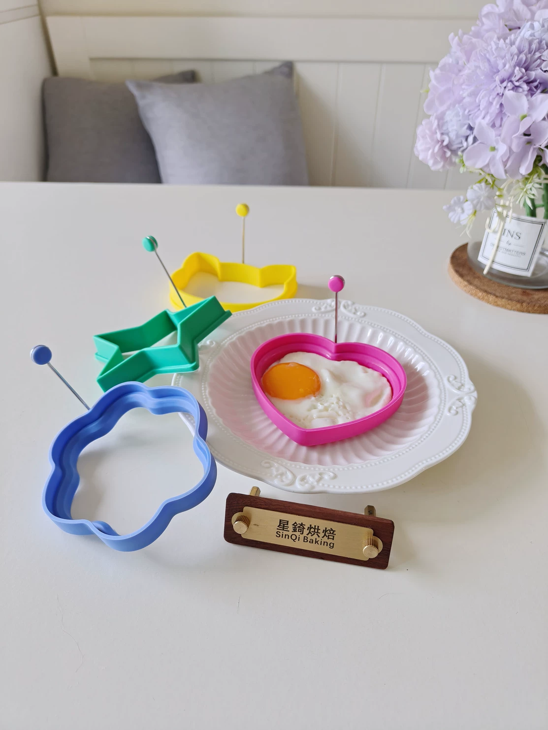 Khuôn làm trứng silicon chống dính hình trái tim, ngôi sao, đám mây, mèo