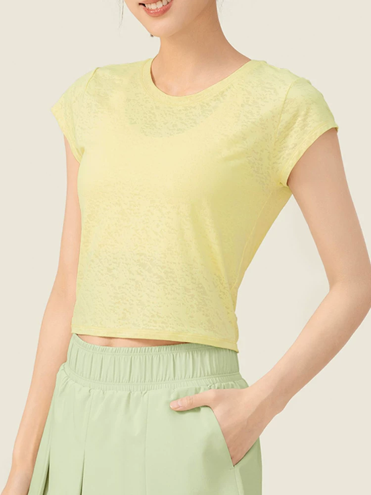 Quần áo tập thể dục phong cách mới lưới tập thể dục chạy bộ nhanh khô lưng đẹp áo thun thể thao ngắn tay thoáng khí mặc yoga 2023