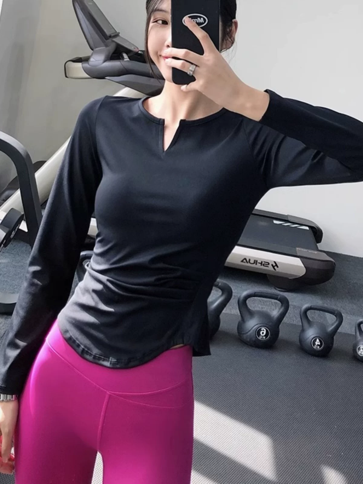 Áo tập yoga, áo thể thao bó sát dành cho nữ, cổ chữ V, trang phục tập thể dục dài tay ôm sát gợi cảm, áo thun tập yoga nhanh khô phổ biến.