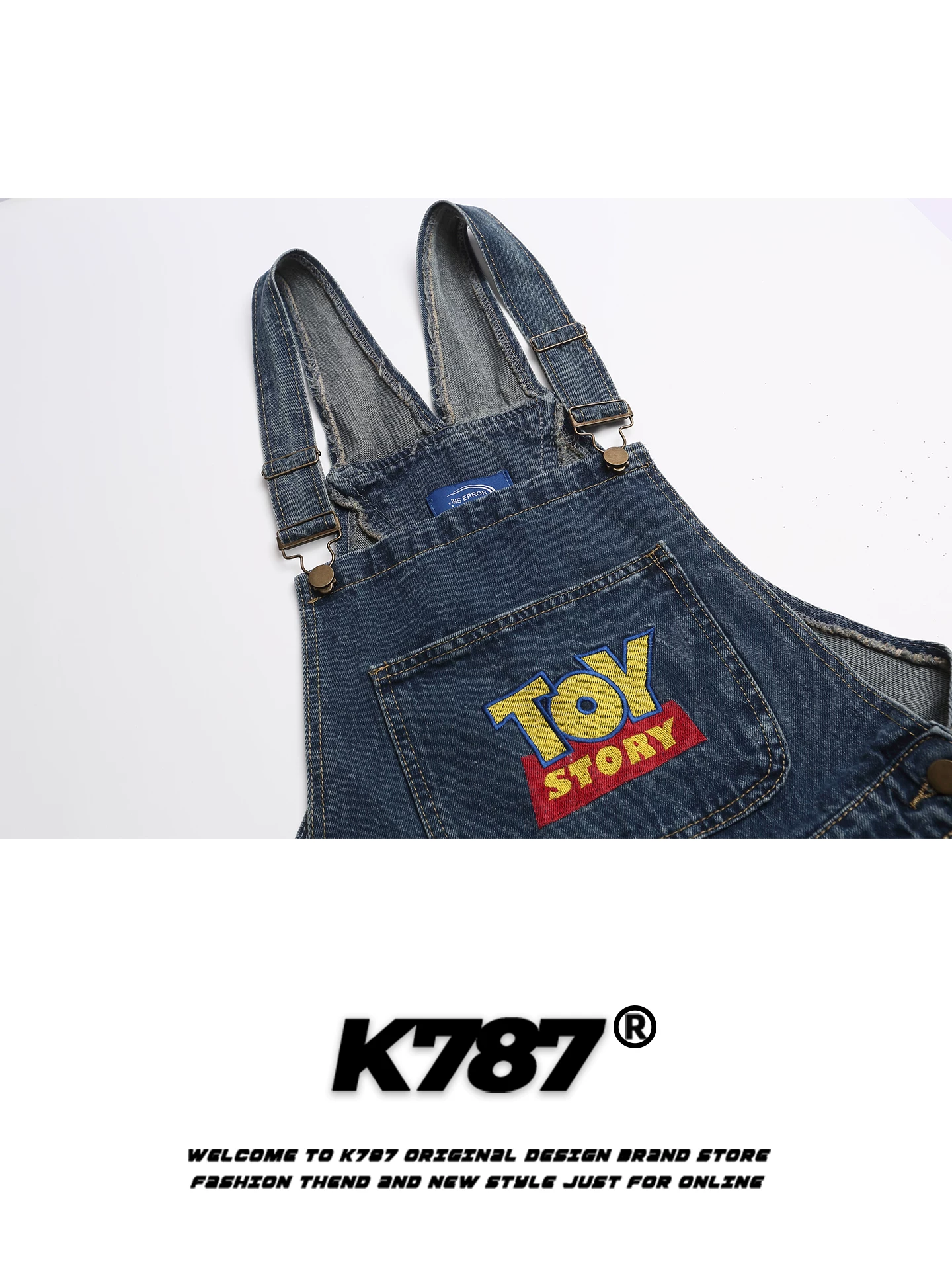K787 Quần yếm denim thêu hoạt hình cổ điển kiểu Mỹ dành cho nam và nữ, dáng rộng, kiểu dáng thời trang đường phố.