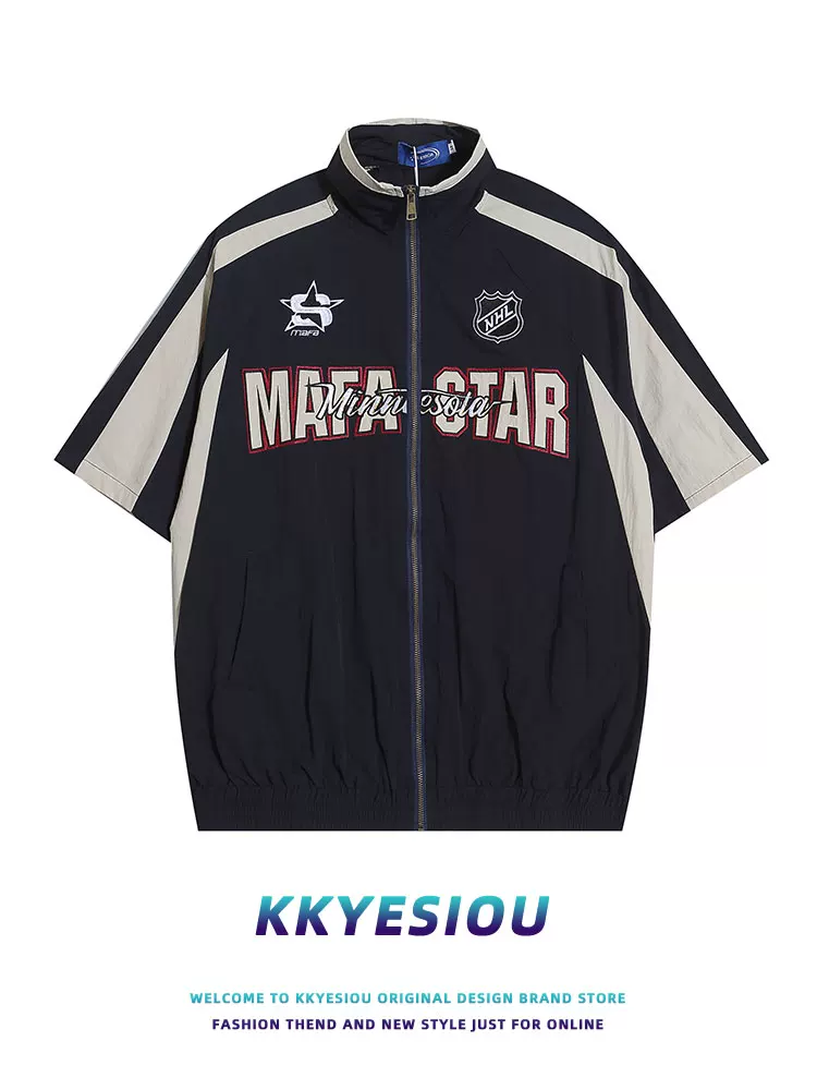 Áo sơ mi ngắn tay cổ đứng kiểu raglan của thương hiệu KKyesiou theo phong cách retro Mỹ dành cho nam có khóa kéo, kiểu dáng chức năng, áo cặp raglan