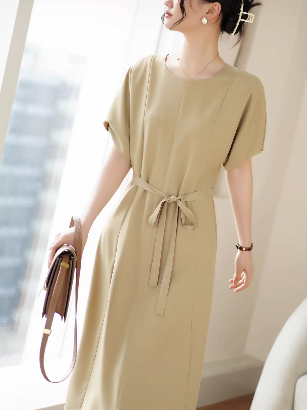 Phong cách thanh lịch kiểu Pháp, may đo ba chiều, ôm eo, tôn dáng, vải mềm mại, đầm tay phồng, mới cho mùa hè.