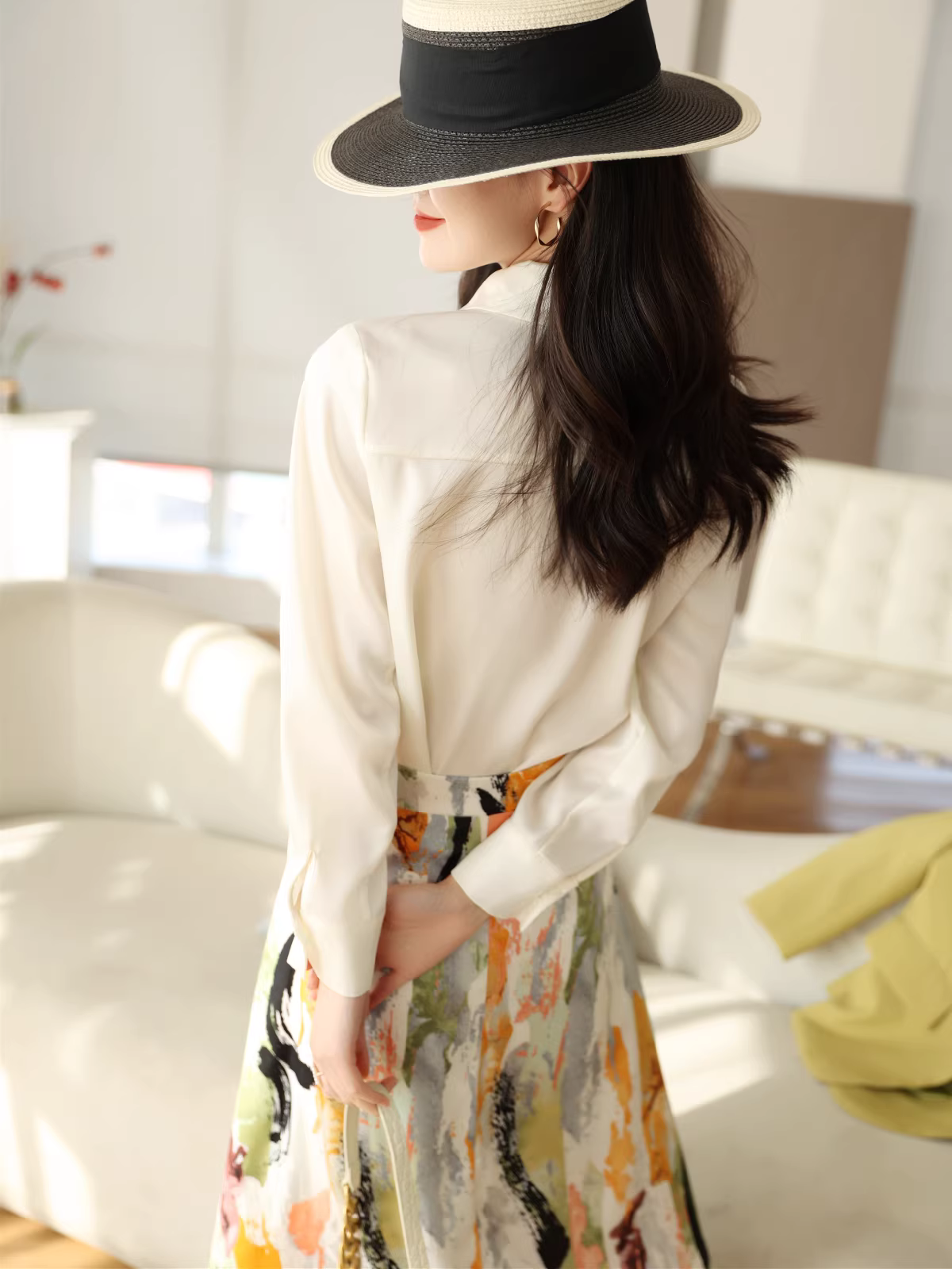 Áo sơ mi dài tay satin bóng mượt nhiều nút cầu vồng dành cho nữ mùa xuân