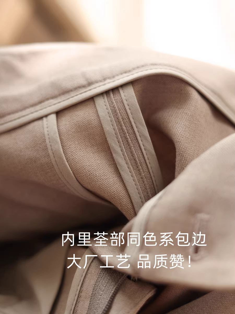 Quần ống rộng dáng thẳng, chất liệu len tơ tằm, thiết kế eo bất đối xứng, khóa vàng nhỏ, dáng rộng, tôn dáng, mềm mại, không nhăn dành cho nữ.