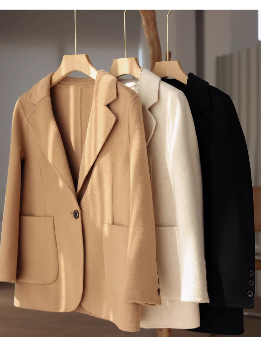 Áo khoác len hai mặt 100% len, làm thủ công, dáng rộng, tôn dáng, một cúc, áo khoác có túi dành cho nữ, phong cách mới đầu xuân.