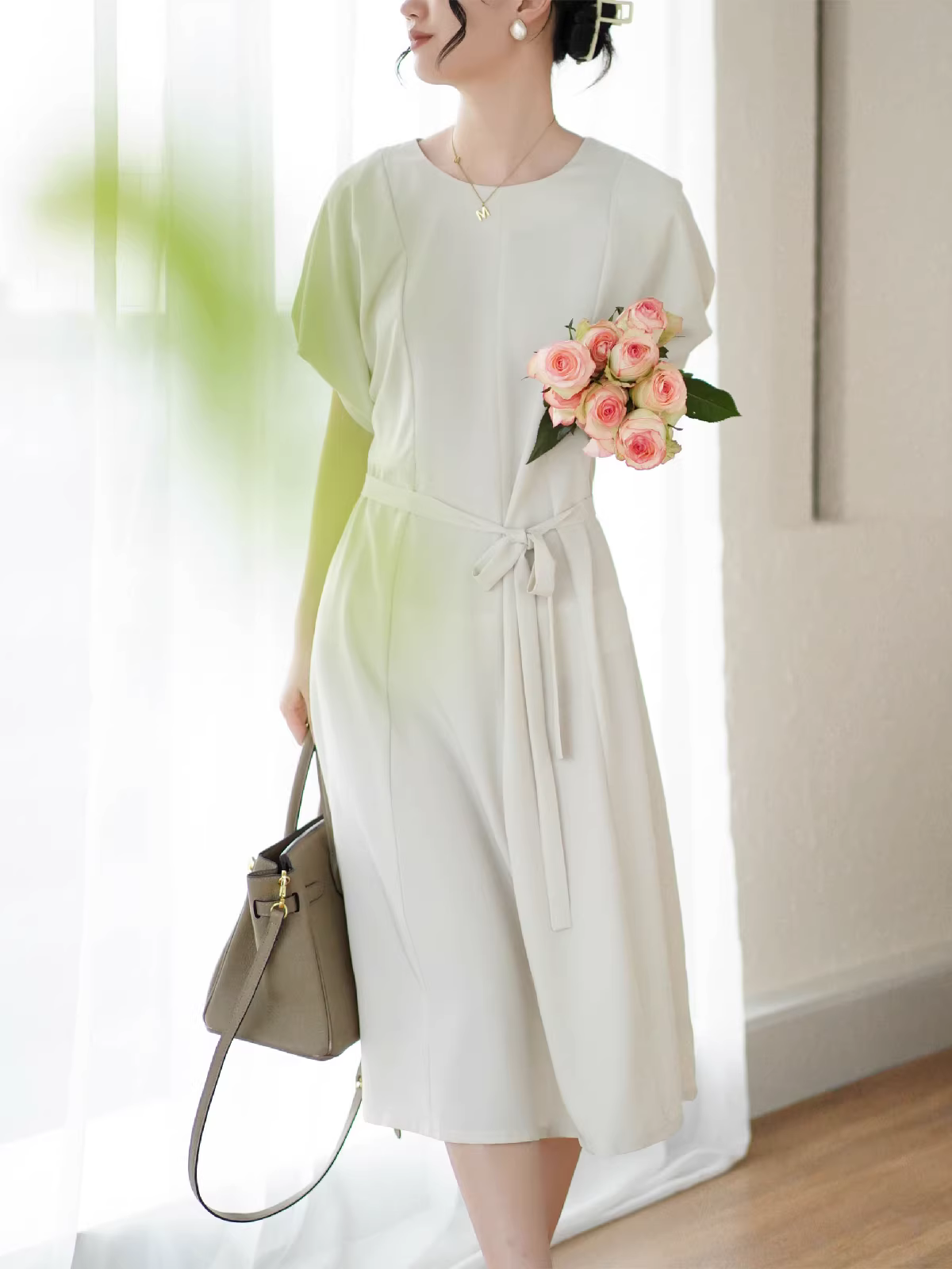 Phong cách thanh lịch kiểu Pháp, may đo ba chiều, ôm eo, tôn dáng, vải mềm mại, đầm tay phồng, mới cho mùa hè.