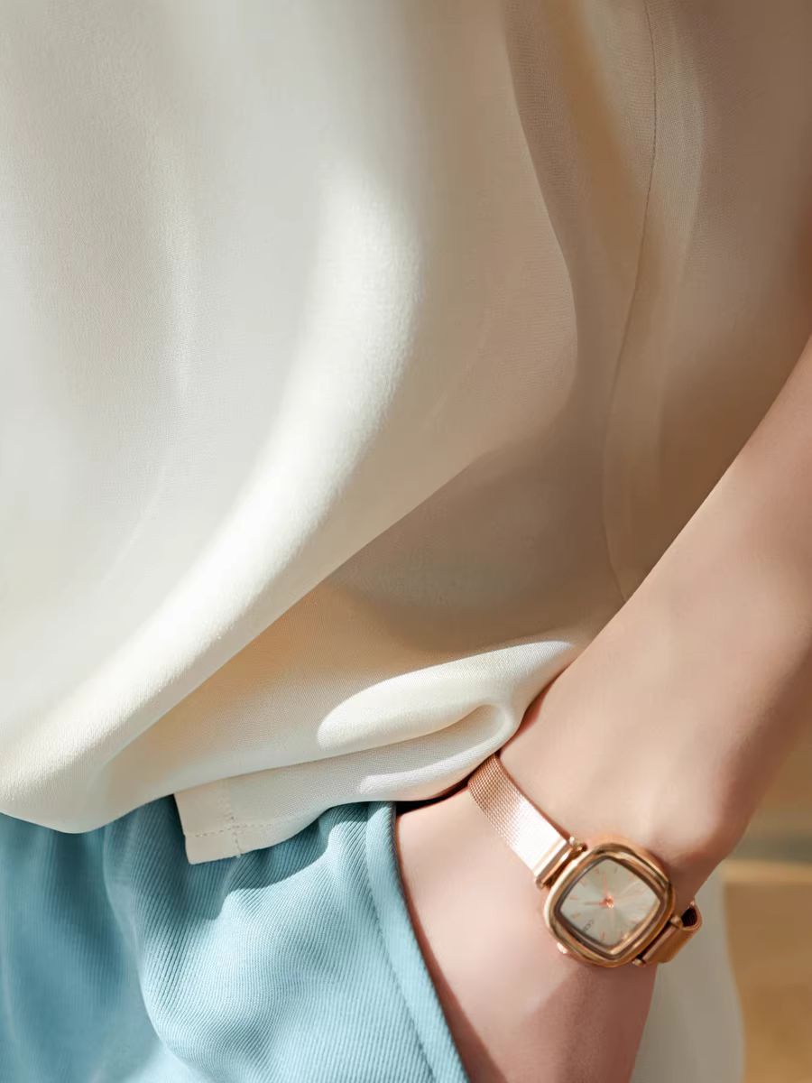 Phiên bản giới hạn! Áo lụa cao cấp 30mm, cổ tròn, dáng rộng, áo lụa dâu tằm giảm béo, tay ngắn dành cho nữ, mùa hè.