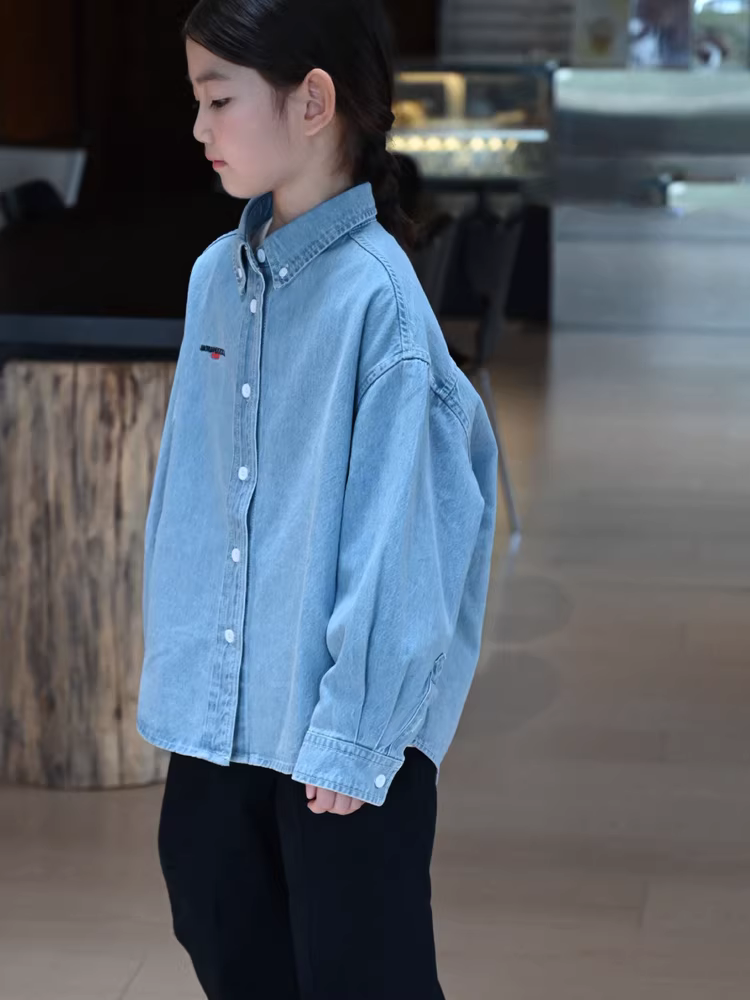 Áo khoác denim dài tay cho bé gái Áo khoác dài tay mùa thu cho trẻ em Áo khoác dáng rộng đa năng Áo sơ mi thông thường Áo bé trai Quần áo trẻ em